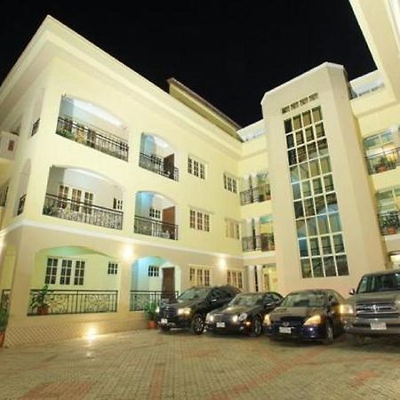 Apartment Royale Hotel&Suite Lagos Buitenkant foto
