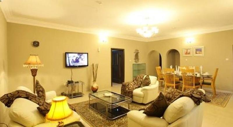 Apartment Royale Hotel&Suite Lagos Buitenkant foto